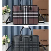 Burberry Men's Casual Messenger Handbag #999934104