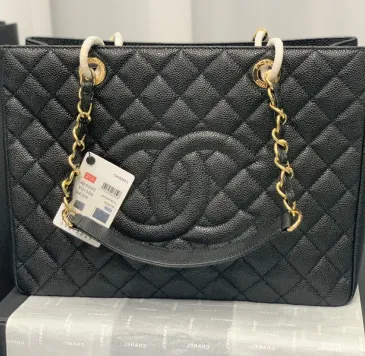 Chanel Black Caviar Gst In Gold Hardware #B49072