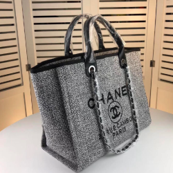 Stylish women's CHANEL bag #999930746
