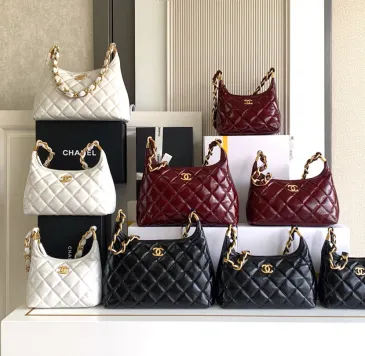 Chanel 4922 Quilted Mini Hobo Bag in Crinkled Lambskin Size 22.5x19.5x8.5CM #B62908 Chanel 4922 Quilted Mini Hobo Bag in Crinkled Lambskin Size 22.5x19.5x8.5CM #B62908