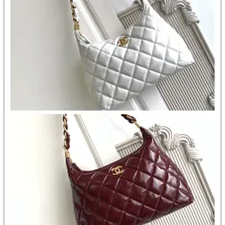 Chanel 4923 Quilted Hobo Bag in Crinkled Lambskin Size 32x30x12CM #B62907
