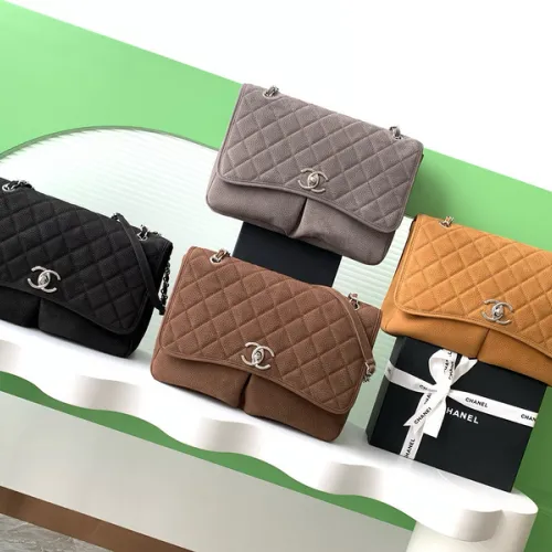 Chanel Vintage - Jumbo Classic Caviar Double Flap #B50875