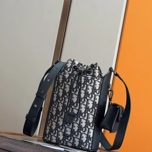 Dior 93941 Original Version 2025 Winter Men's Bucket Bag - Black Grained Leather, Detachable Pouch (Size: 13.5x22x7cm) #B59471