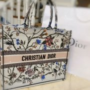 Dior AAA+ Handbags #99898690