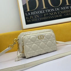 Dior AAA+ Handbags #99907790