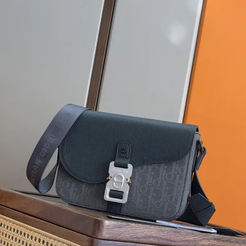 Dior Saddle Messenger Bag – Anthracite Gray Oblique Jacquard & Grained Calfskin with Signature Aluminum Buckle #B59159