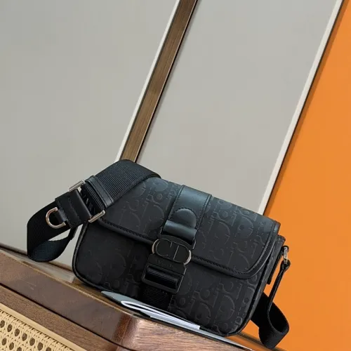 Dior Trek Oblique Print Messenger Bag, 23 x 17.5 x 6 cm #B63190