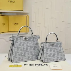 Diamond bag Fendi Fendi Peekaboo ISeeU Petite handbag #9999932826