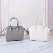 Givenchy Handbags Antigona tote #B52271