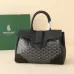 Classic Goyard Handbag with Spacious Interior #B45656