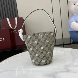GG Canvas floral bucket bag in beige - Gucci Kids #B52661