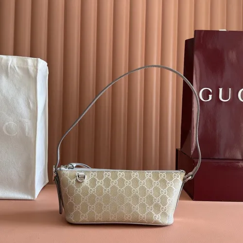 Gucci 847281 Underarm Shoulder Bag - GG Supreme Canvas #B60519