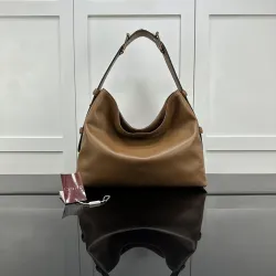 Gucci Jackie 1961 Medium Hobo Bag – Tan Smooth Leather with Gold-Tone Hardware #B59164