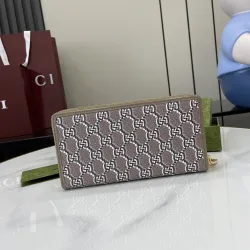 Gucci 795048 GG Pattern Zip-Around Wallet in Beige PVC 20x11x3cm #B61858