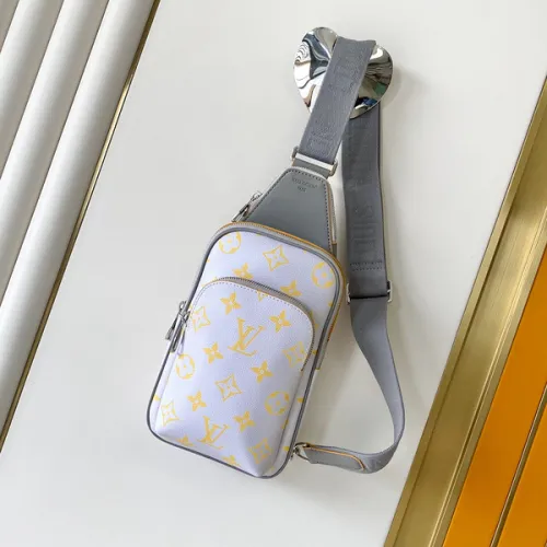 Louis Vuitton Avenue Slingbag Monogram Chip version size:16×33×5.7cm #B53700