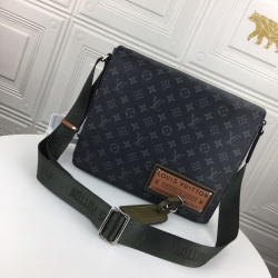 Louis Vuitton District original 1:1 Quality Message Bag for Men #999931753