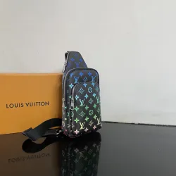 Louis Vuitton Multicolor Bags for Men #B50881