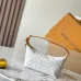 Louis Vuitton Hills Pochette #B50724