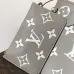 Louis Vuitton Neverfull MM Tote Bag, 32 x 29 x 17 cm #B63212
