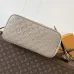 Louis Vuitton Neverfull MM Tote Bag, 32 x 29 x 17 cm #B63212