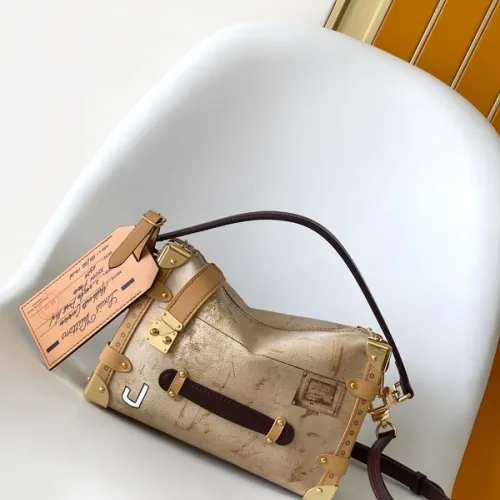 Louis Vuitton  Side Trunk #B50901
