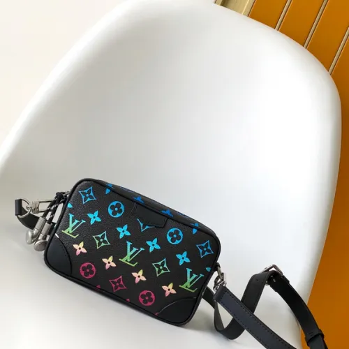 Louis Vuitton Bolsa-carteira Trocadéro Monogram Eclipse size:20×13×6cm #B54018