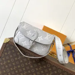  Shoulder Bags Chip version Milky Way #B51497