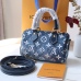 Louis Vuittou AAA Women's shouldre Bags #99919057