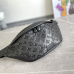 Louis Vuitton Monogram Shadow DISCOVERY Waist bag Chest bags original 1:1 Quality #999931762