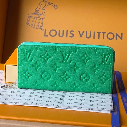 Louis Vuitton M25998 Full-Zip Wallet - Green Monogram Pattern Premium Leather Card Holder & Coin Purse #B59486