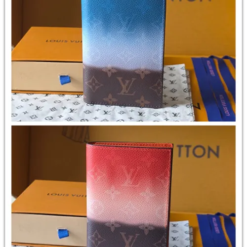 Louis Vuitton Monogram Gradient Passport Cover, 14 x 10 x 2.5 cm #B63208