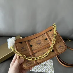 MCM Mini Crossbody Bag, Grid Pattern, Chain Strap, Style 65026 12.5 x 21.0 x 5.0cm #B61786