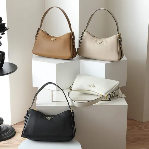 Black Prada Re-edition Saffiano Leather  Bag size:31×18×10cm #B53872