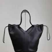 YSL large hobo in leather #B51553