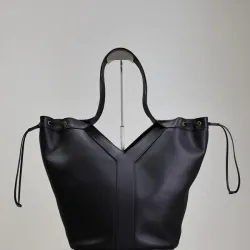 YSL large hobo in leather #B51553