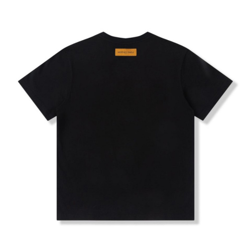 Louis Vuitton T-shirts high quality euro size #99923588