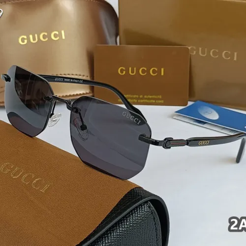 Gucci Sunglasses #999935526