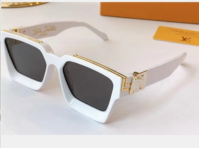 Louis Vuitton AAA Sunglasses #99899354