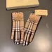 Burberry Glove #B42902