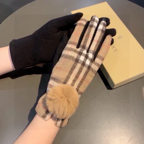 Burberry Glove #B42902