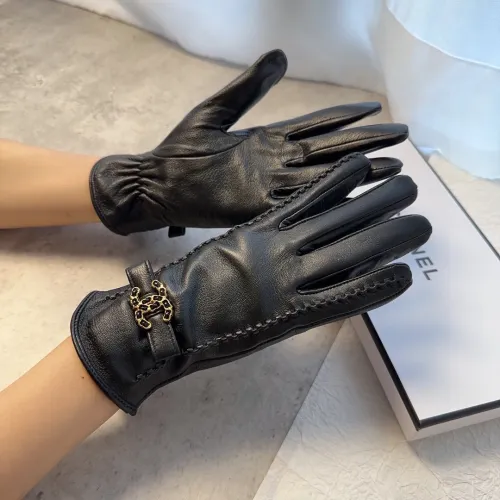 Chanel Glove #B42922