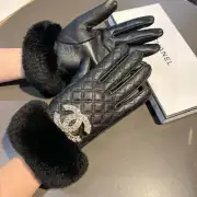 Chanel Glove #B42932