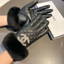 Chanel Glove #B42932