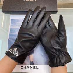 Prada Glove #B42944