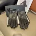 Prada Glove #B42955