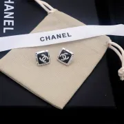 Chanel Earrings #99907568
