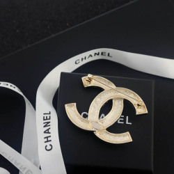 Chanel brooches #9127606