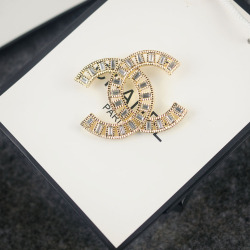 Chanel brooches #9127634