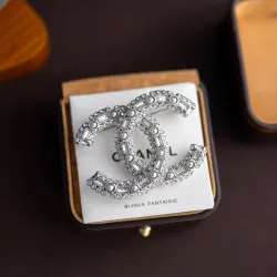 Chanel brooches #B55164