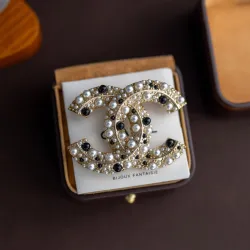 Chanel brooches #B55166